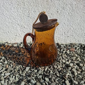 Italian amber carafe / antique amber pitcher with lid / handled amber carafe / 70s sangria carafe / amber glass jug