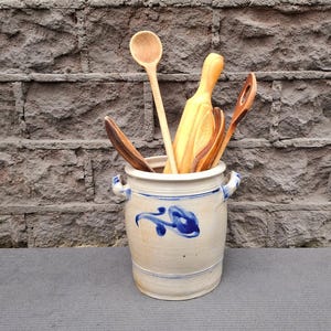 Antique confit pot salt glazed, large antique stoneware pot / container, cobalt blue confit pot, west german  handled confit pot