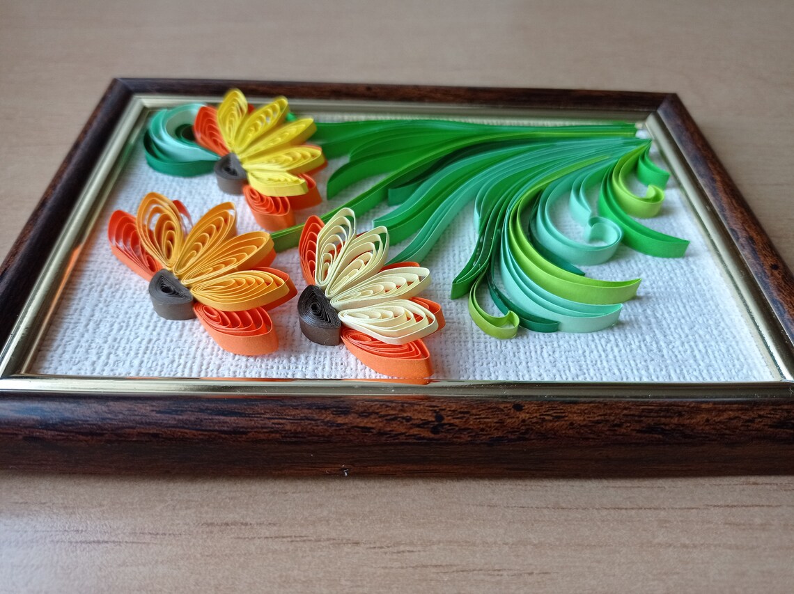 Quilled Flowers Quilling Art Quilled Home Decor Flowers Art Etsy
