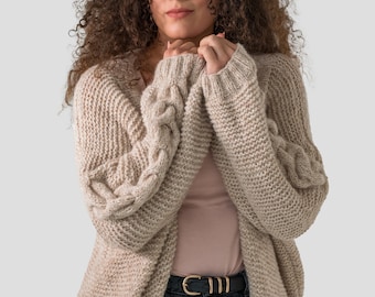 Alpaka Handstrick-Strickjacke, Beige Strickjacke, Boho-Strickjacke, Zopfmuster-Strickjacke, Woll-Strickjacke, Damen-Strickjacke, Handgestrickte Strickjacke