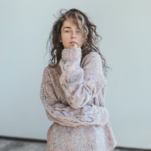 Handgebreide trui | Gebreide trui | Boho-trui |  Trui van alpacamohair | Wollen trui | Damestrui | Beige trui |