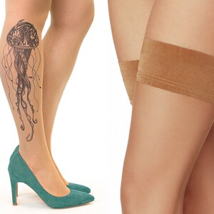 Tattoo halterlose Strümpfe mit schwarzer Qualle