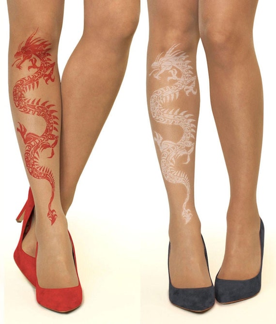 Tattoo tights: Have beautiful decorated legs without getting