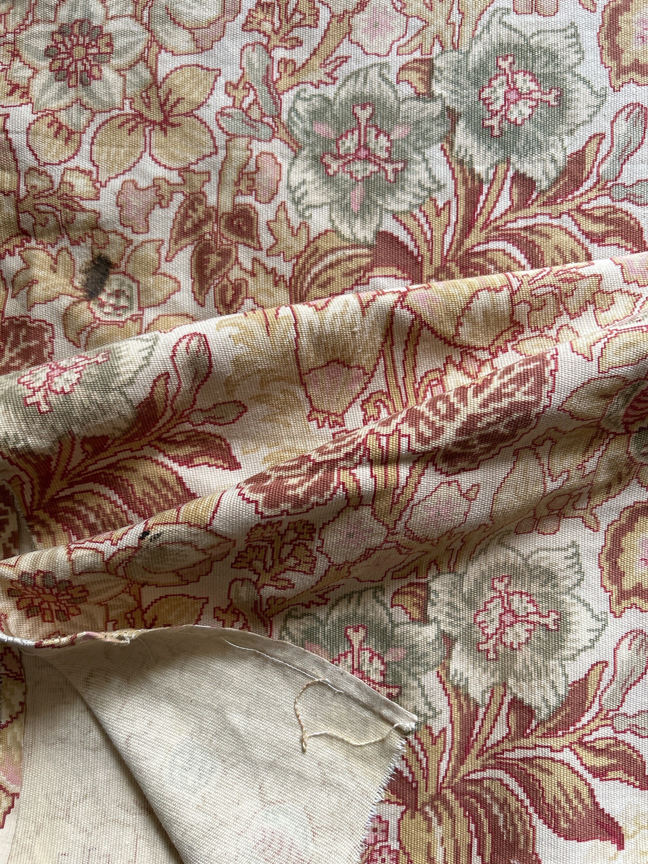 Antique French Linen Fabric C1900: Floral Toile Panel (30x40