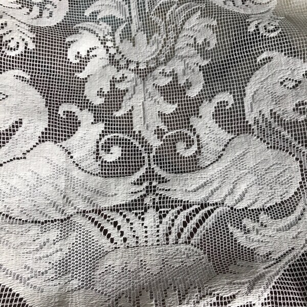 Cream Cotton lace Made in Scotland griffins lace curtain panel 1.4/85cms readymade new old stock