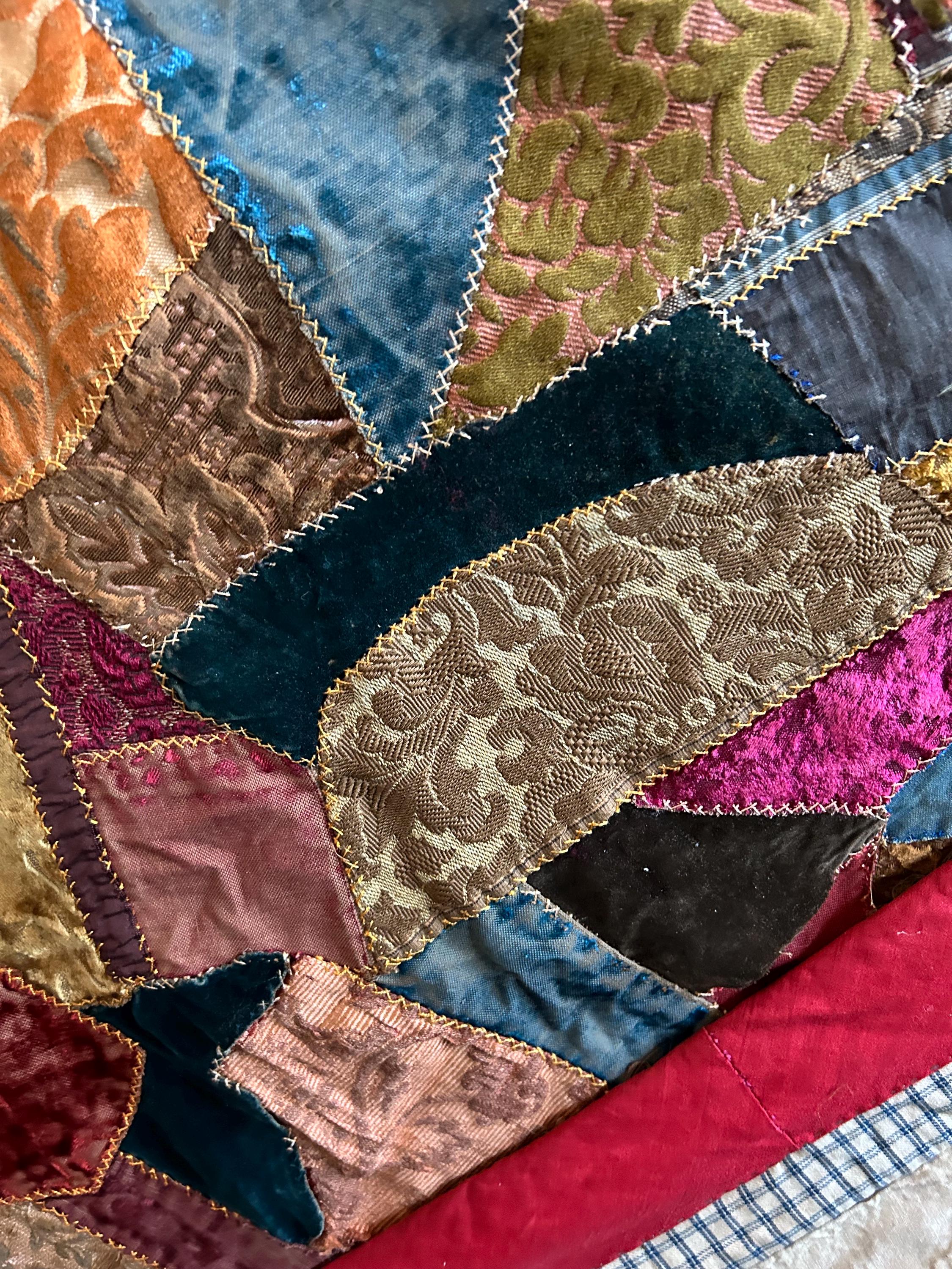 アンティークキルト、ベッドカバー、ヴィンテージ 使い古したアンティーク 1880 年代ビクトリア朝クレイジーキルト