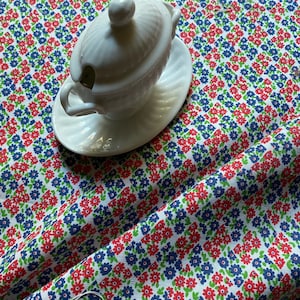 Stunning Antique c1950s French ditsy floral fabric tissu 19”/29”