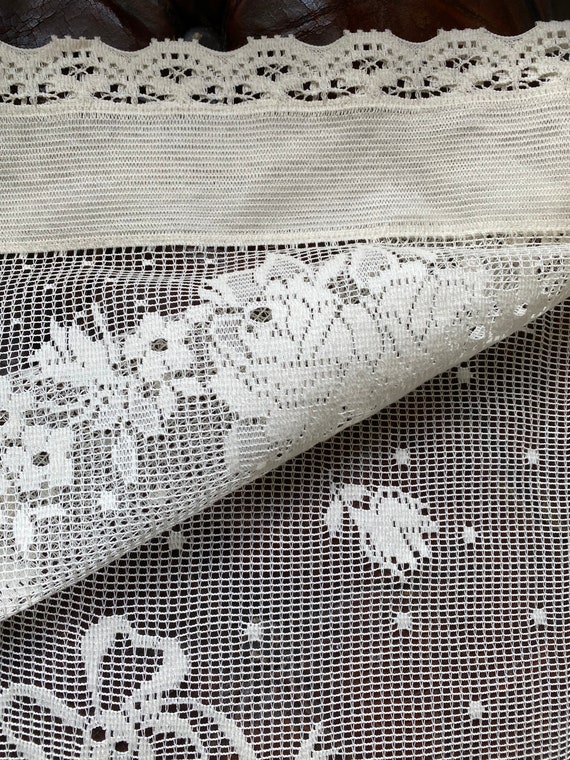 Vintage Scottish Lace Curtain Panel: Floral Basket, 22x27 Ivory