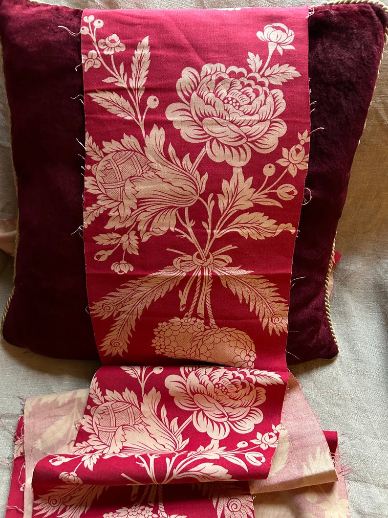 Vintage braquenie beautiful furnishings Toile de Nantes design fabric panel red and cream...9.5/70 image 3