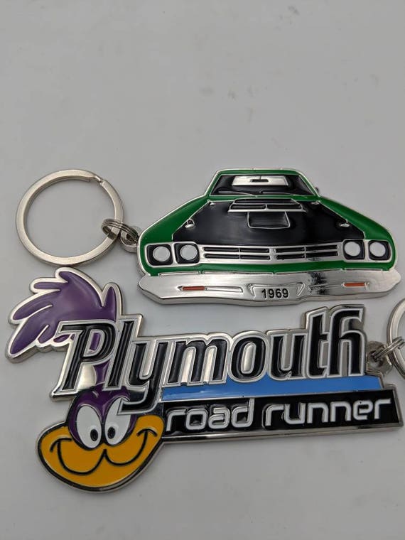 Plymouth Roadrunner Keychain E7