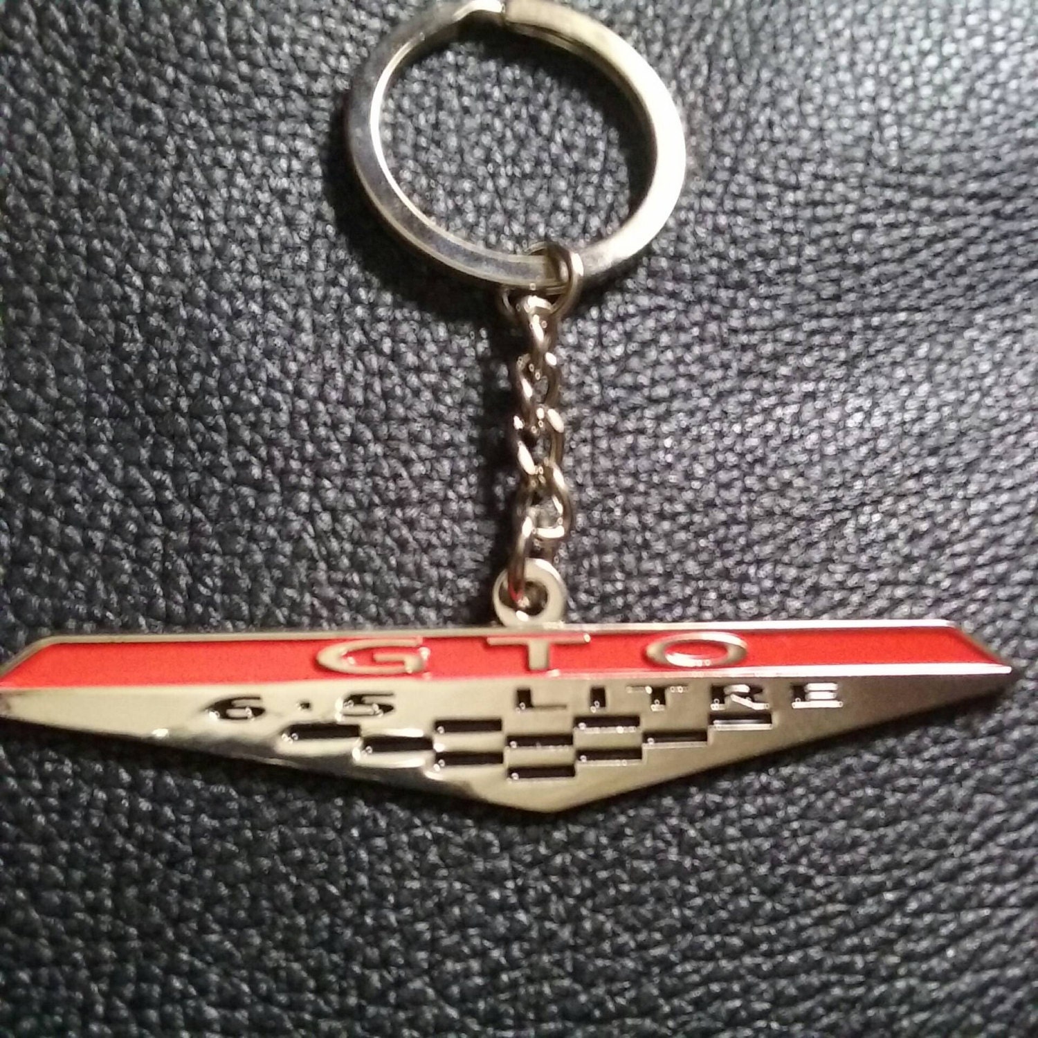 Pontiac GTO emblem keychain C6 | Etsy