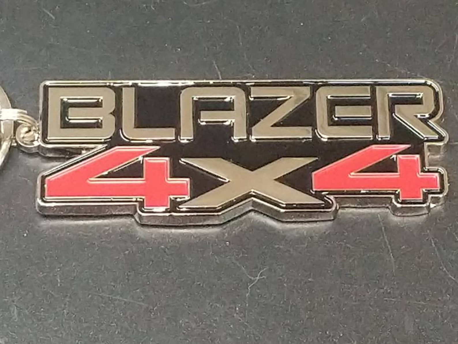 82-90 Chevy S-10 Blazer 4x4 fender emblem Keychains. M9 | Etsy