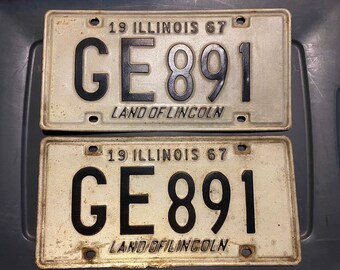 1960 Illinois Land of Lincoln License Plate Key Chain Tag