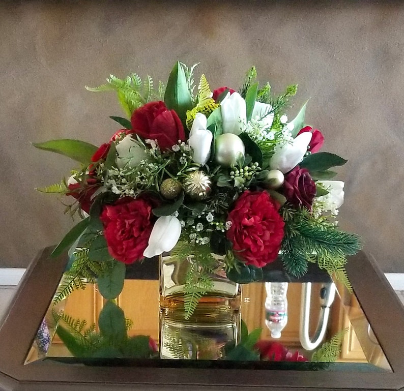 Christmas Flower Arrangementchristmas Centerpiecechristmas Fake