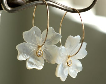 Gold Filled Hoop Earrings,White Mother of Pearl Flower Hoop Earrings,Sakura Earrings,Gold Filled Earrings ,Flower Hoops,Bridal Earrings