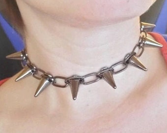 spiked chain collar