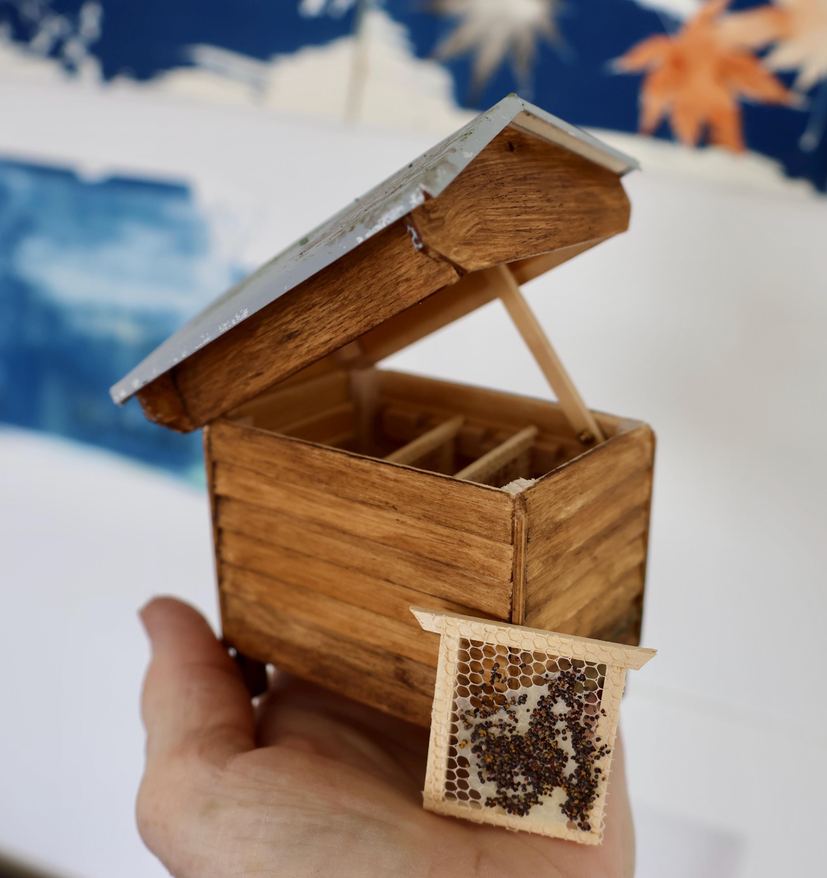 BEEHIVE（蜂の巣）　カイフランク BEEHIVE（蜂の巣） カイフランク Bee's Knees Lacquer | Ninth