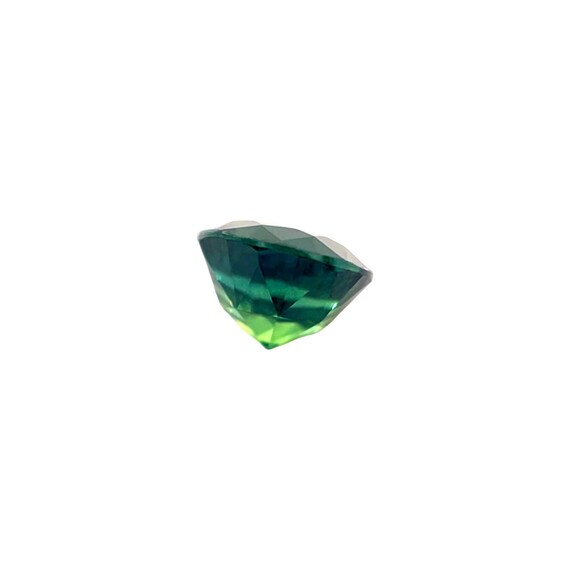 Saphir Vert Naturel D'Australie - Pierre Précieuse 7.2mm X 5.4mm, 0.90 Carats, Chauffée