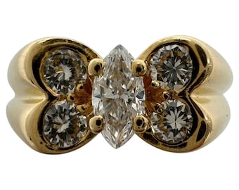 Anillo vintage Van Cleef & Arpels con mariposa y diamantes marquesa Celia en oro amarillo de 18 k