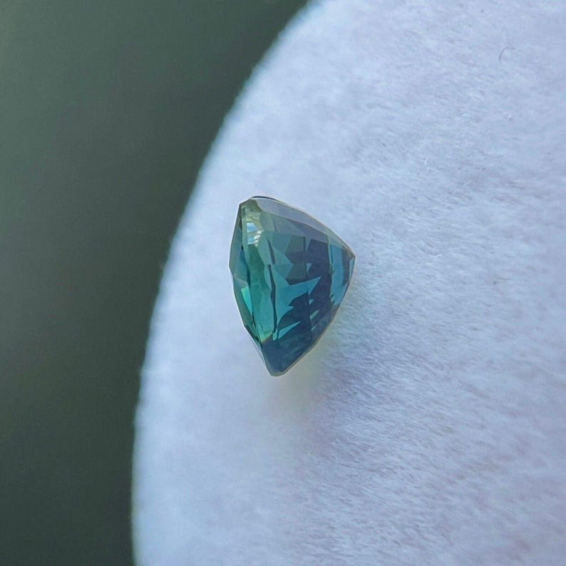 NATURAL 1.05ct UNTREATED Green Blue Sapphire GIA certified unheated heart cut if