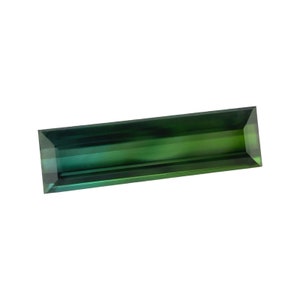 2.81ct NATURAL BI COLOUR tourmaline baguette cut gem 16.5x4.7mm vs