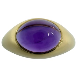 Vintage Tiffany & Co Amethyst Oval Cabochon Cut 18k Yellow Gold Dome Signet Ring
