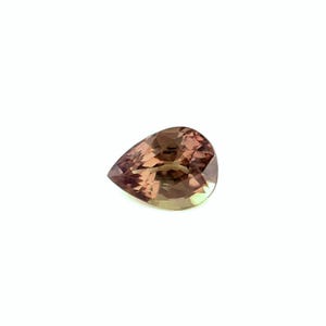 NATURAL Colour Change 0.54ct Garnet NATURAL Pear Cut RARE gia certified gem