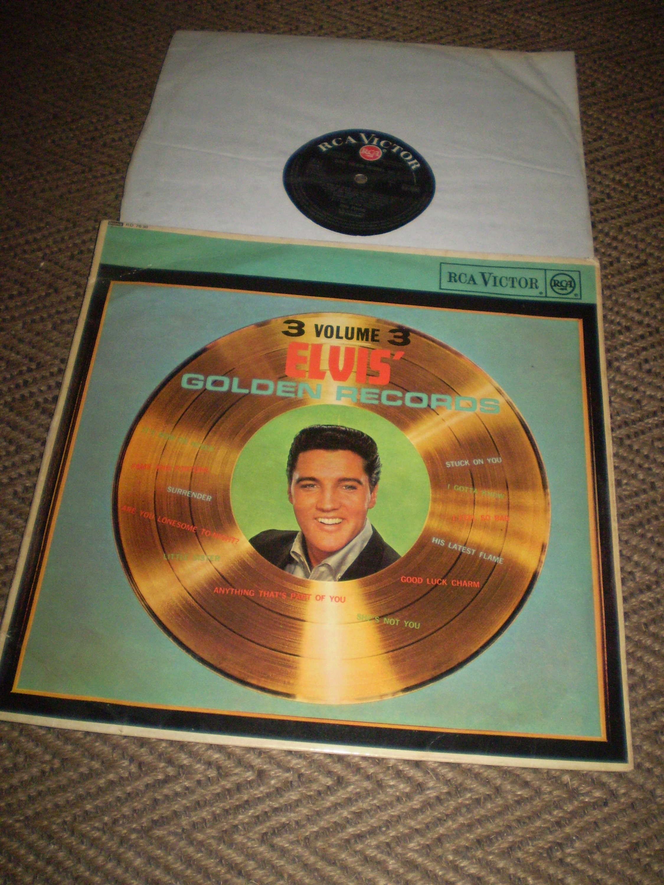 Elvis Presley's Golden Records Volume 3 Vinyl LP Album, V.G.C