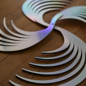 Spegelhologram buugeng, s-formade "Vingar"