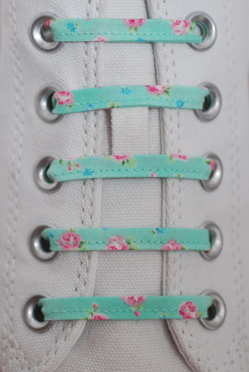 Vintage Flowers Mint and Pink Cotton Shoelaces