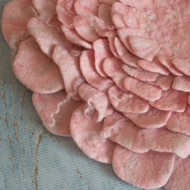 Merino wool blanket baby photo prop Flower backdrop Newborn photo prop girl Wool felt flowers Newborn blanket prop photography
