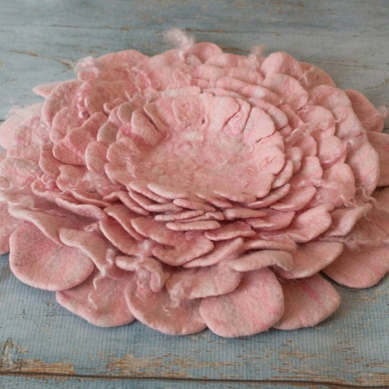 Merino wool blanket baby photo prop Flower backdrop Newborn photo prop girl Wool felt flowers Newborn blanket prop photography