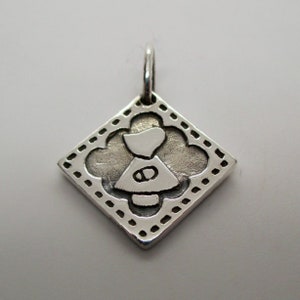 SUNBONNET SUE, Quilt Block, Quilt Charm, Quilt Pattern, Quilt Jewelry, Quilt Square, Quilting Jewelry, Gift for Quilter, Silver Quilt