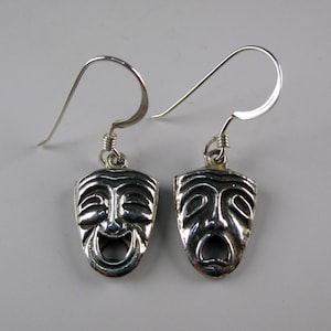 COMEDY-TRAGEDY EARRINGS, Joyería Boho, Pendientes de máscara, regalos de teatro, regalos de Tespian, regalos para ella, regalos para mamá, regalos de club de drama, actriz