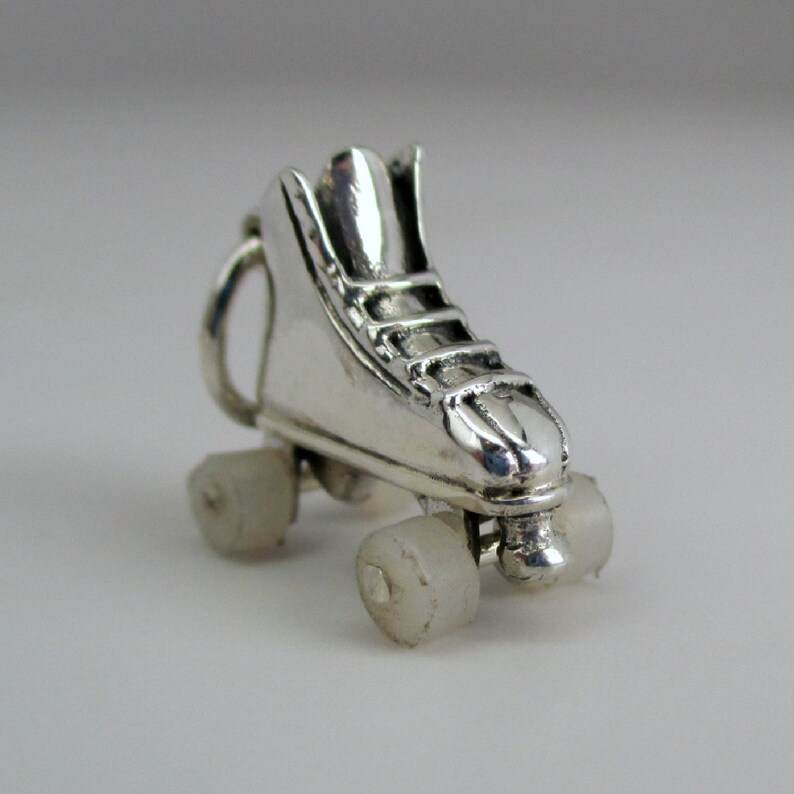 ROLLER SKATE Charms Silver Charms Roller Derby Gift Roller Etsy