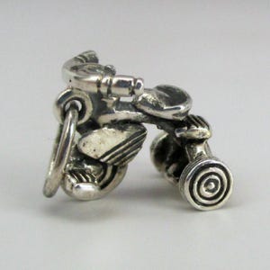 TRICICLO DE PLATA, Charm de triciclo, Plata esterlina, Charms, Triciclo, Collar de triciclo, Charms de plata, Regalo para nieta, Regalo para hija