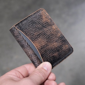 Cartera plegable de cordobán concha