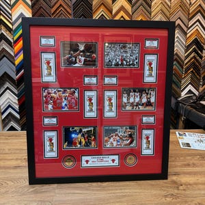 Chicago Bulls 6 NBA championships between 1991 and 1998 Framed 25x28