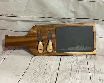 Buffalo Engraved slate and wood cheeseboard - Charcuterie - cutting board