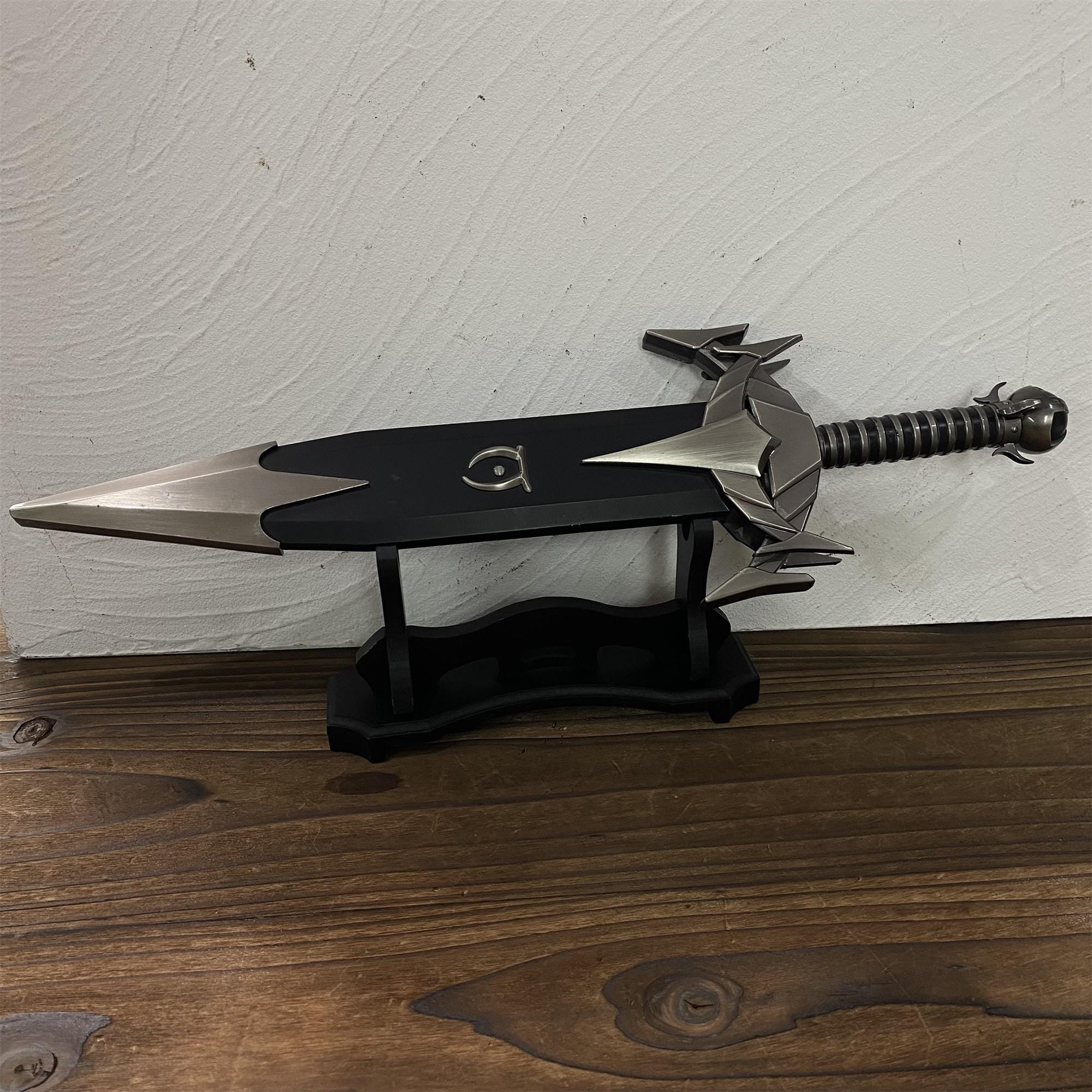 Handmade Oblivion Mehrunes Dagon Razor 45CM/17.7" Metal Skyrim Daedric Dagger Life-Size Dagon Dagger Blunt Replica Oblivion Cosplay Prop