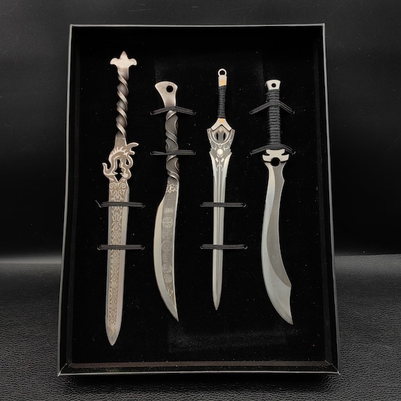 未開封　Dark Sword Mountain Giant メタルミニチュア Hand-forged Mini Sword Carbon Steel Small Sword Ancient Chinese