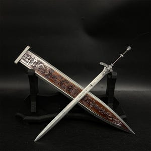 Bloodborne Ludwig's Holy Blade: Alloy Miniature Greatsword Replica