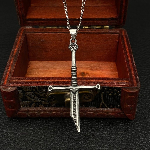 Narsil Holy Sword Pendant Middle Age Broken Holy Sword King Elendil Narsil Necklace Cool Collective Jewelry