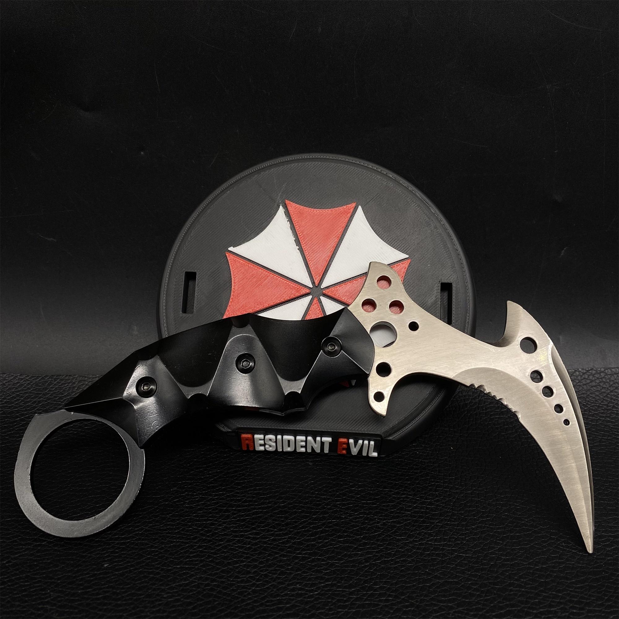 Chris Redfield Karambit Replica: RE8 Village Metal Knife with