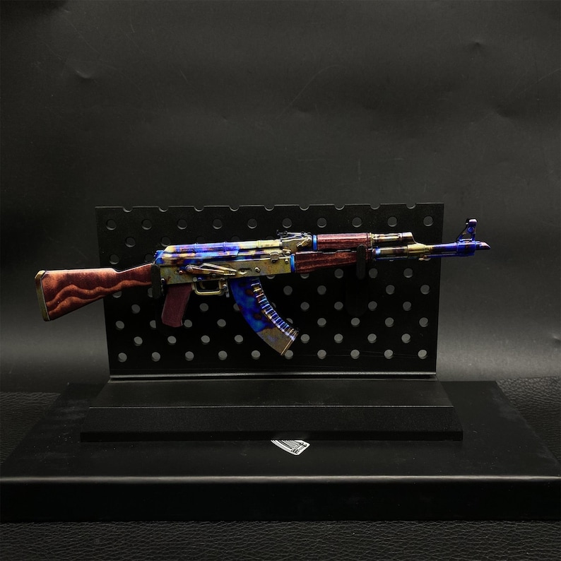 CSGO Game AK47 Neon Rider AK47 Case Geharde Vulcan Skin Model 1/6 Schaalmodel Mini Metal Replica Collection Art Gamer Gift 3-in-1-pack Case H&Plastic Stand