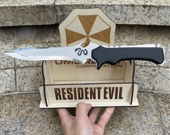 Handcrafted Re8 Chris Redfield's Karambit Knife Metal Replica Re8