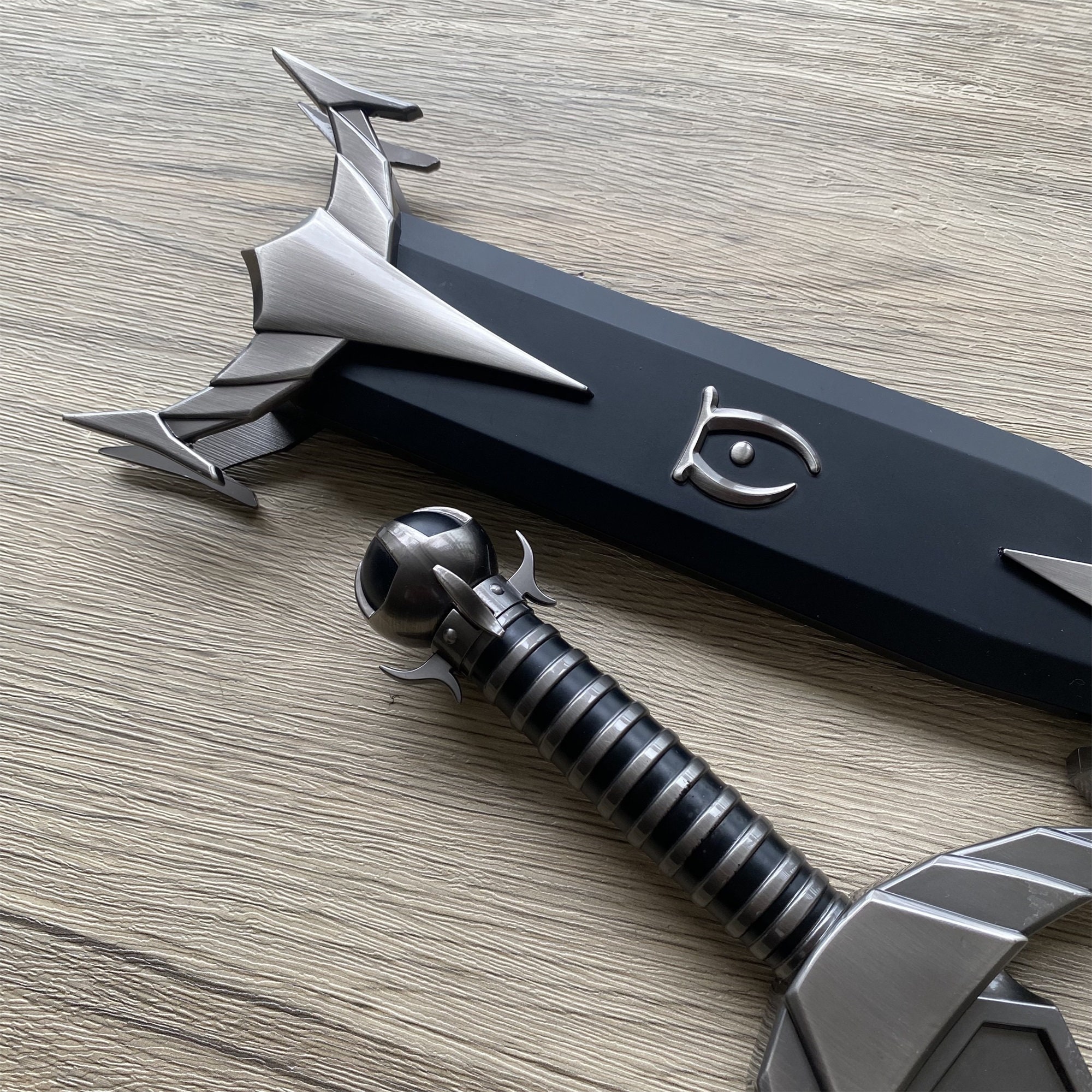 Handmade Oblivion Mehrunes Dagon Razor 45CM/17.7" Metal Skyrim Daedric Dagger Life-Size Dagon Dagger Blunt Replica Oblivion Cosplay Prop