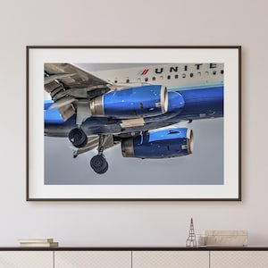 United Airbus A320 Plane Landing - Aviation Art, Airplane Art, Airplane Photography, Pilot Gift, Aircraft Photography, Airline, Airbus
