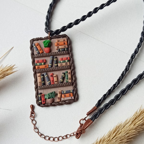 Brown Bookshelf Necklace, book jewelry, gift for teacher, librarian gift, polymer clay necklace, plant jewelry, original gift, book nerd