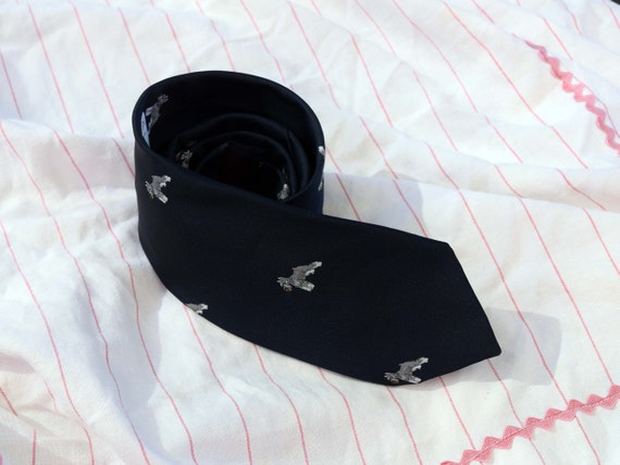 Great vintage Scottish Terrier Tie/Chippmunk Creat